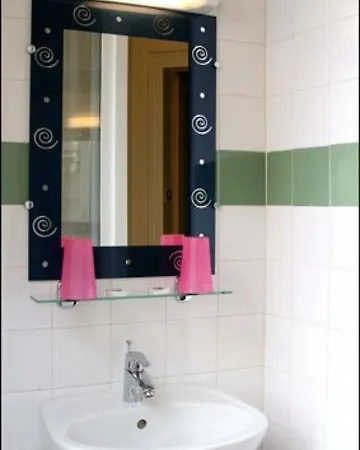 Avenir Hotel