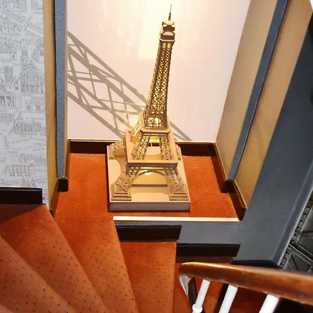 De L'exposition - Tour Eiffel Szálloda 3*