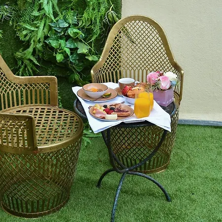 Hotel Le Temple De Jeanne 3*