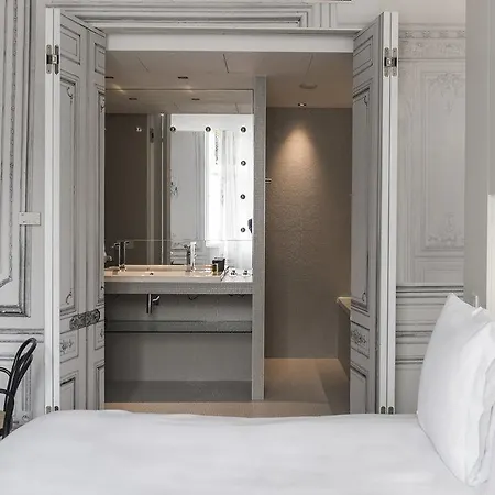 La Maison Champs Elysees 5*