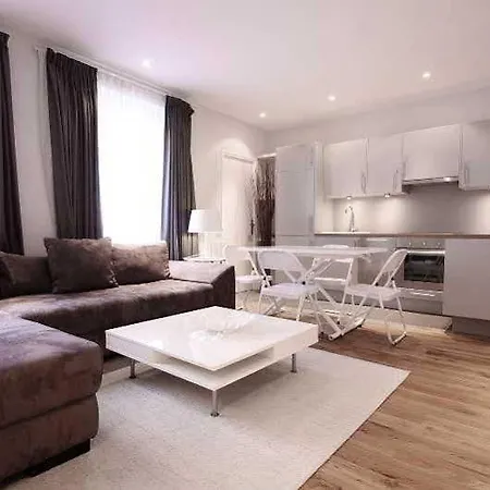Apts Bridgestreet Opera Hotel 4*