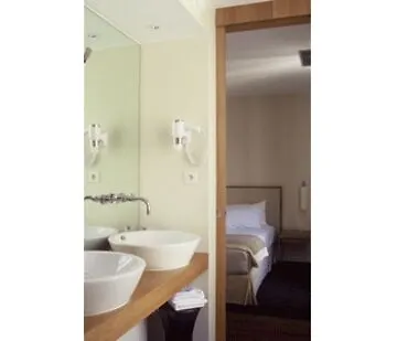 Le General Hotel