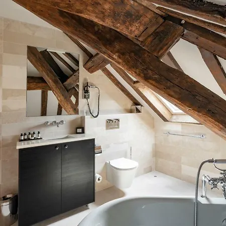 Le Presbytere 3* Paris