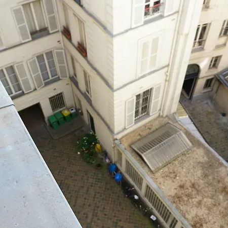 Saint-germain-des-pres - - 6 Apartment Paris