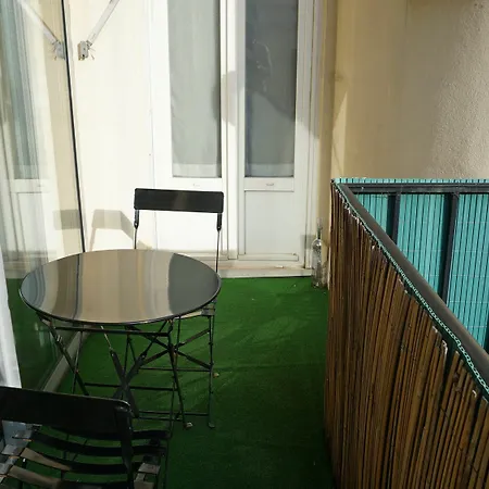 Etoile - 2 Pieces - 104 M² - 8 * פריז