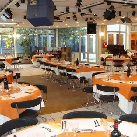 Cis Maurice Ravel Hotel 2*