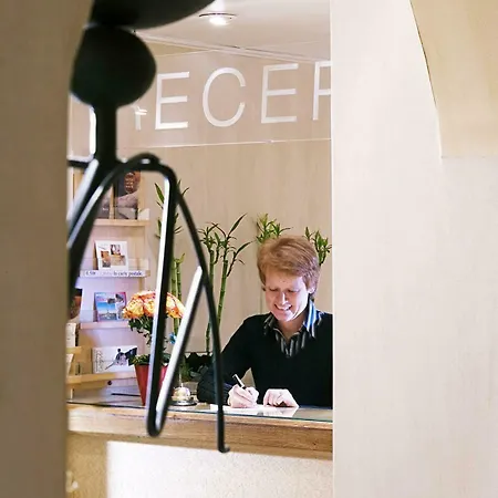 안틴 트리니트