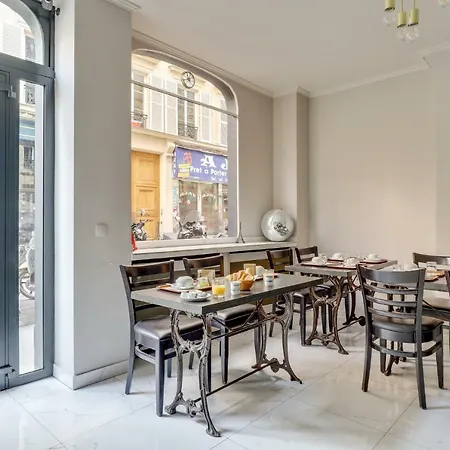 Des 3 Nations Hotell Paris