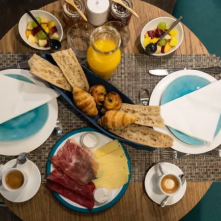 1er Etage Marais Hotel Parigi