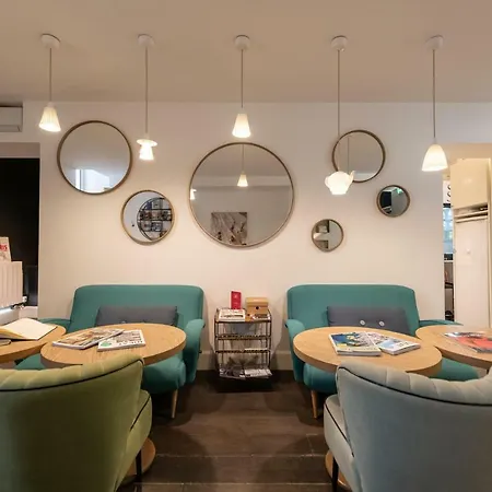 1er Etage Marais 3* Parigi