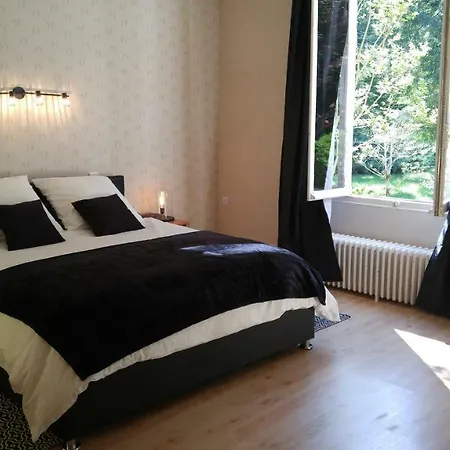 Domaine De Bramefaon Frühstückspension 3*