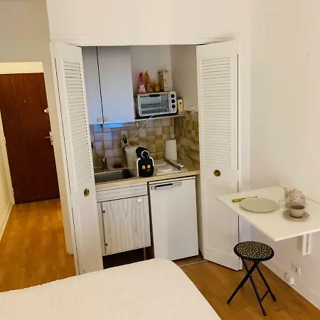Rue De La Pompe Apartamento *
