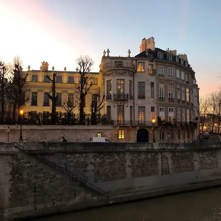Ile Saint Louis 75004 Lejlighed