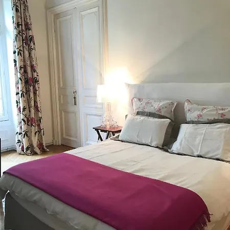 Bed & Breakfast Parc Monceau Paris