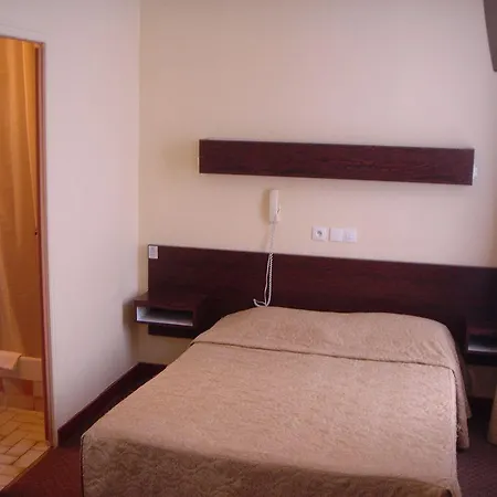 Des 3 Nations Hotel Paryż