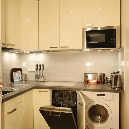 Charmante Sante Apartment