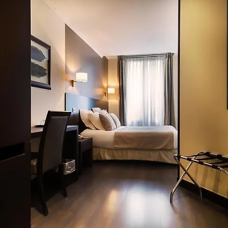 Hotel Arc Elysees
