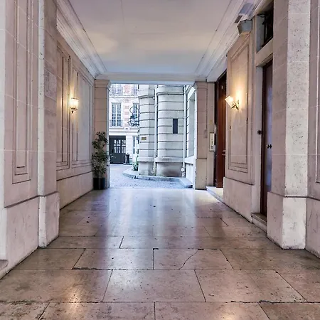 Apartment Beauquartier - Madeleine Paris