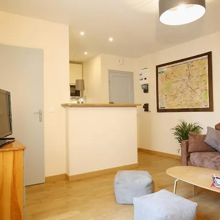 Apartment Charmante Sante