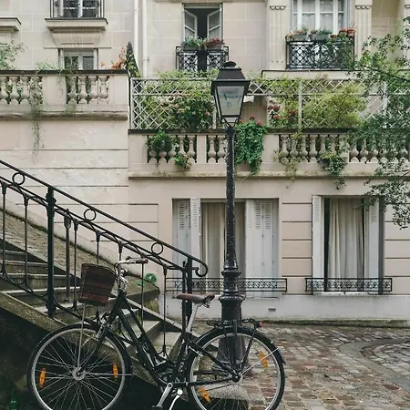 Le Grand Quartier Отель 4*