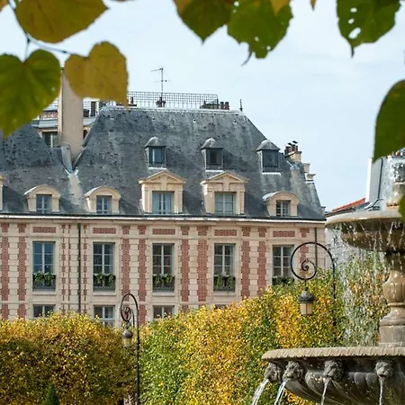 Cour Des Vosges - Evok Collection Paris