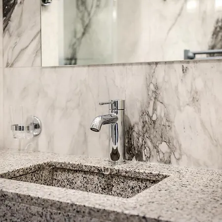 Appartement Luxury 2 Bedroom With Balcony - Louvre&notre Dame
