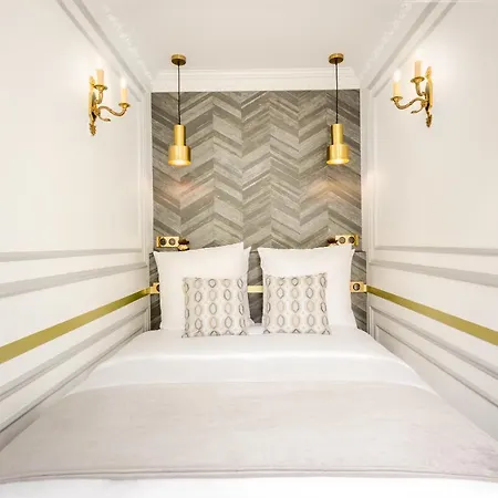 Luxury 2 Bedroom With Balcony - Louvre&notre Dame *