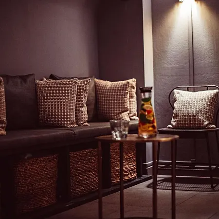Hotel Monsieur Cadet &