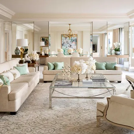 Four Seasons George V Hotel 5*