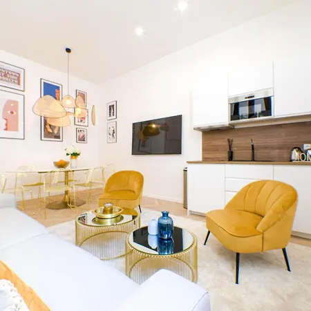 Luxury In - Musee Du Louvre Apartment Paris
