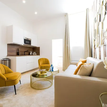 Luxury In - Musee Du Louvre Apartment *