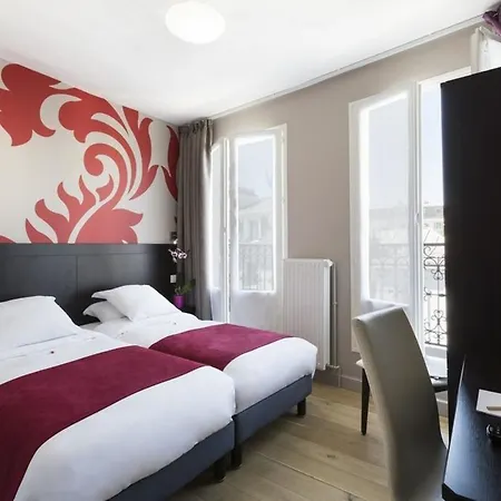 Bastille Hotel