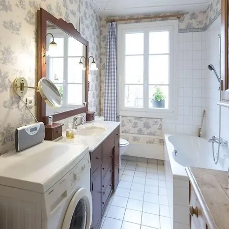 Veeve - Classic Saint-lambert Apartment *