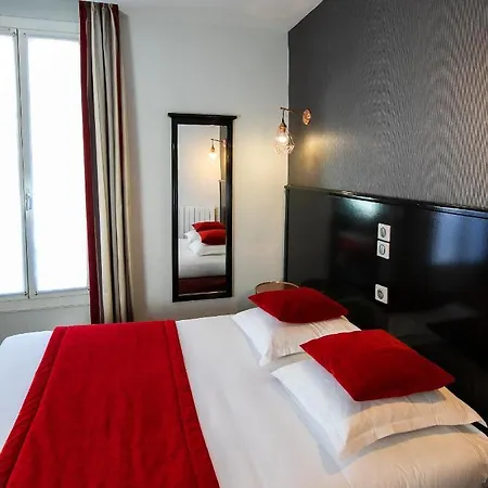 Hotel Eiffel Garibaldi 3*