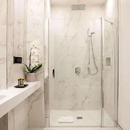 Hotel Serotel Lutece