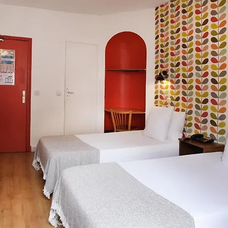 Zazie Hotel 2*