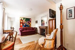 Hotel Papillon 2272 Hld 34498 Paris