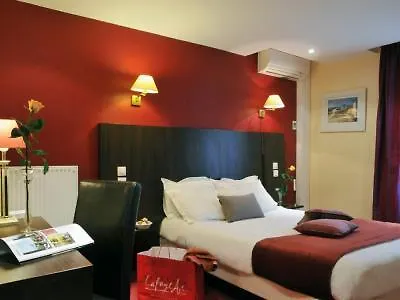 Kabanel Hotel 3*