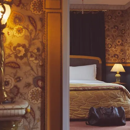 L'hotel Paříž
