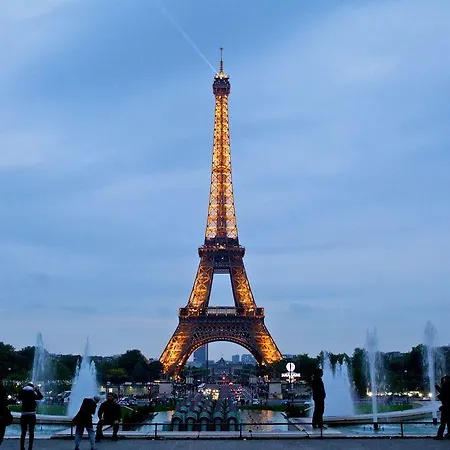De Sers Champs Elysees 5* Paryż