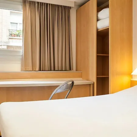 Ibis Alesia Montparnasse Hotel Paris