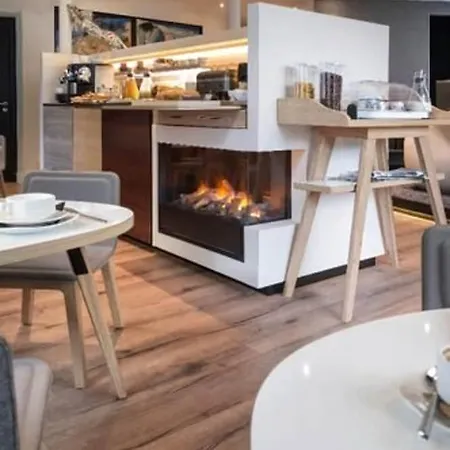 Hotel Max Paris