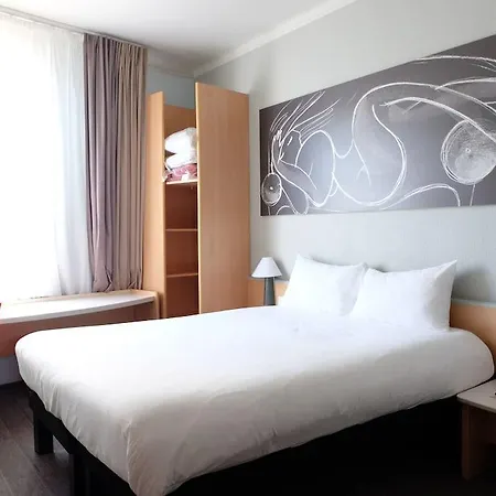 Ibis Daumesnil Porte Doree Hotel Paris