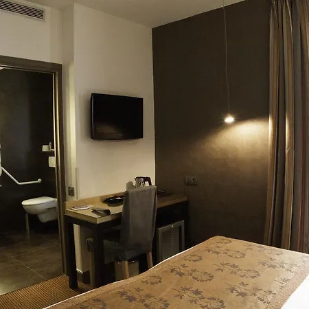 Hotel 15 Montparnasse 4*