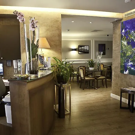 蒙帕纳斯15号酒店 巴黎