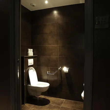 15 Montparnasse Hotel