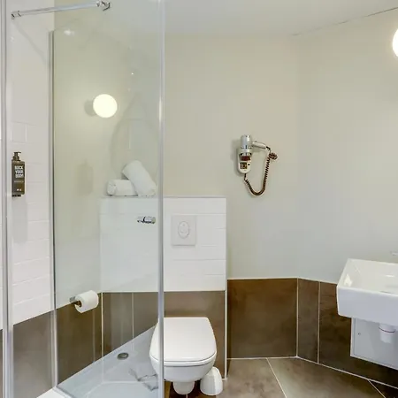 Hotel Ibis Daumesnil Porte Doree
