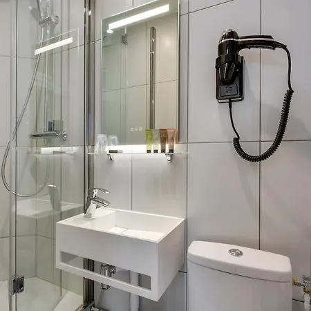 Riviera Elysees 3* Paris