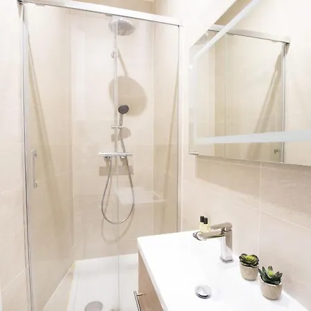 Guestready - Bright And Spacious Near Eiffel Tower Lägenhet *