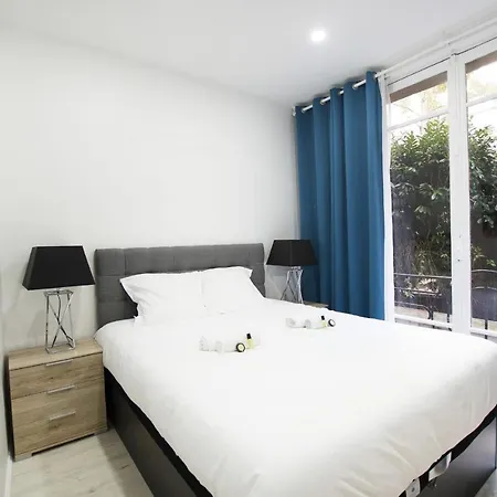 Guestready - Bright And Spacious Near Eiffel Tower Lägenhet *